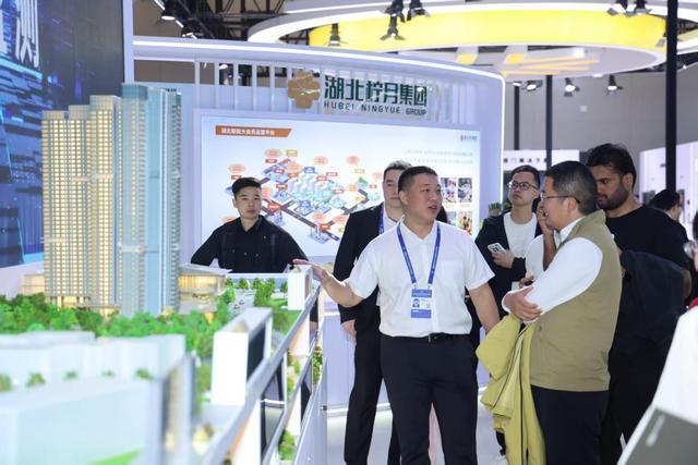 抬手”武汉智慧社区来了！J9国际集团回家